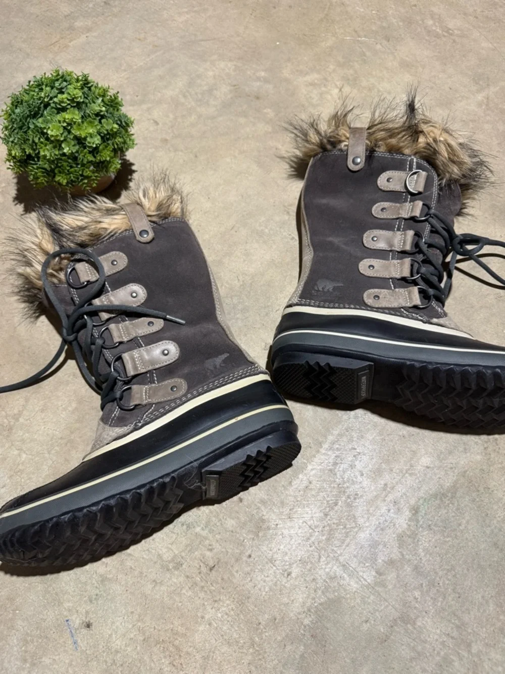 Sorel Joan of Arctic Waterproof Winter Snow Boots‎ Women Size 7 Leather Faux Fur